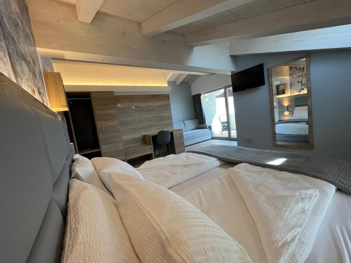 Le Rocce Val Di Non - Quality Room & Breakfast Tassullo Exterior photo
