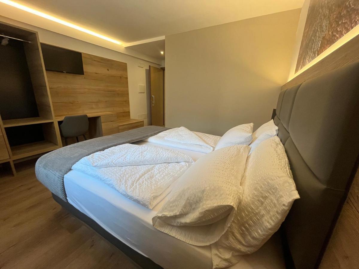 Le Rocce Val Di Non - Quality Room & Breakfast Tassullo Exterior photo