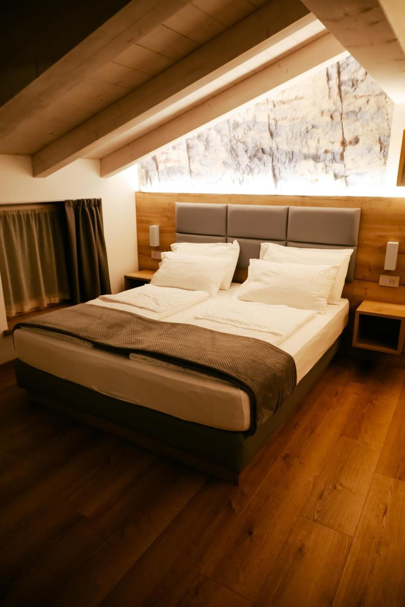 Le Rocce Val Di Non - Quality Room & Breakfast Tassullo Exterior photo